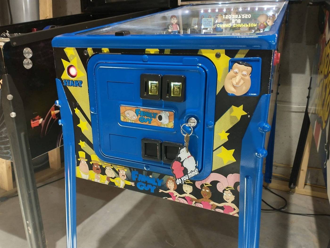 Family Guy Pinball Machine - Image 2