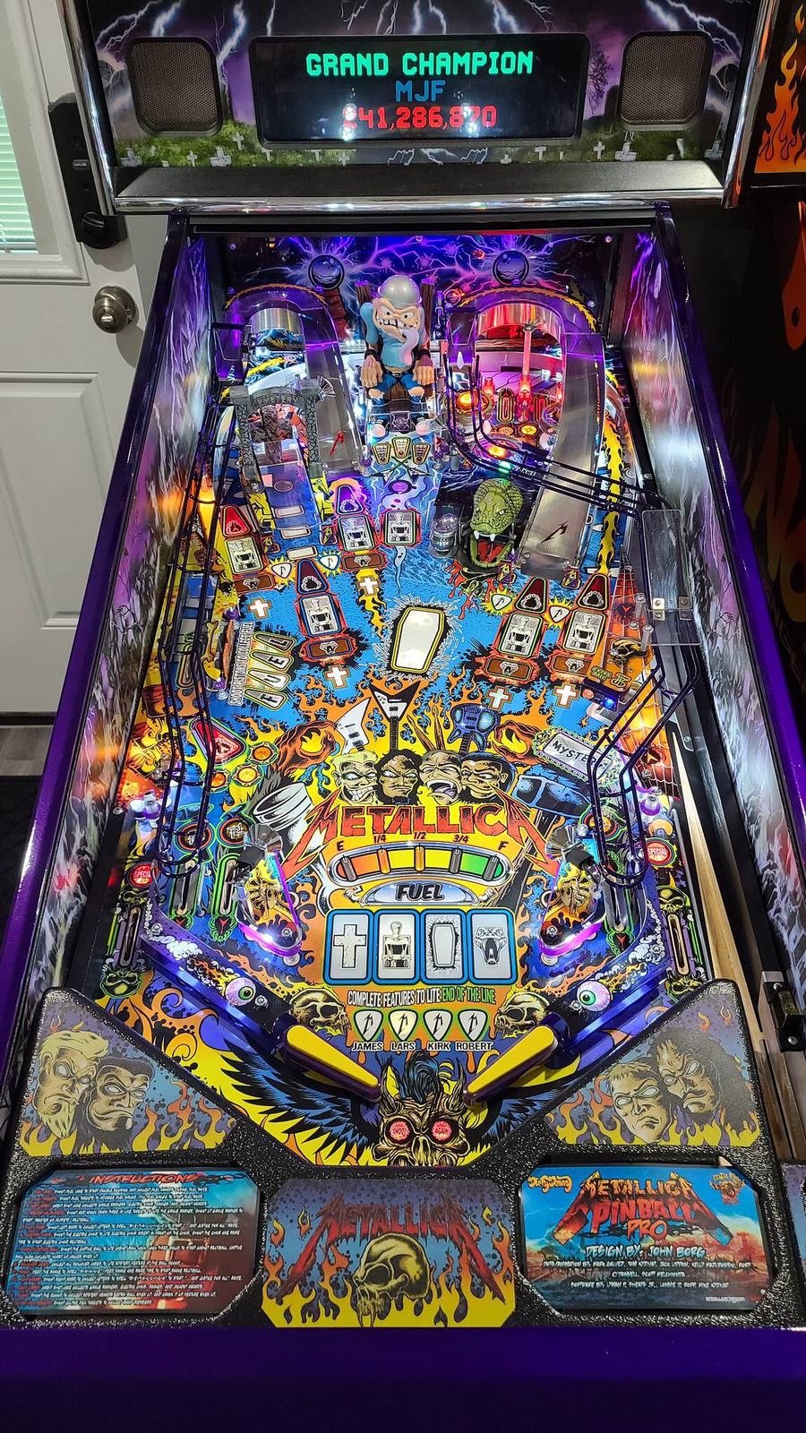 Metallica Pro Pinball Machine by Stern - Image 5