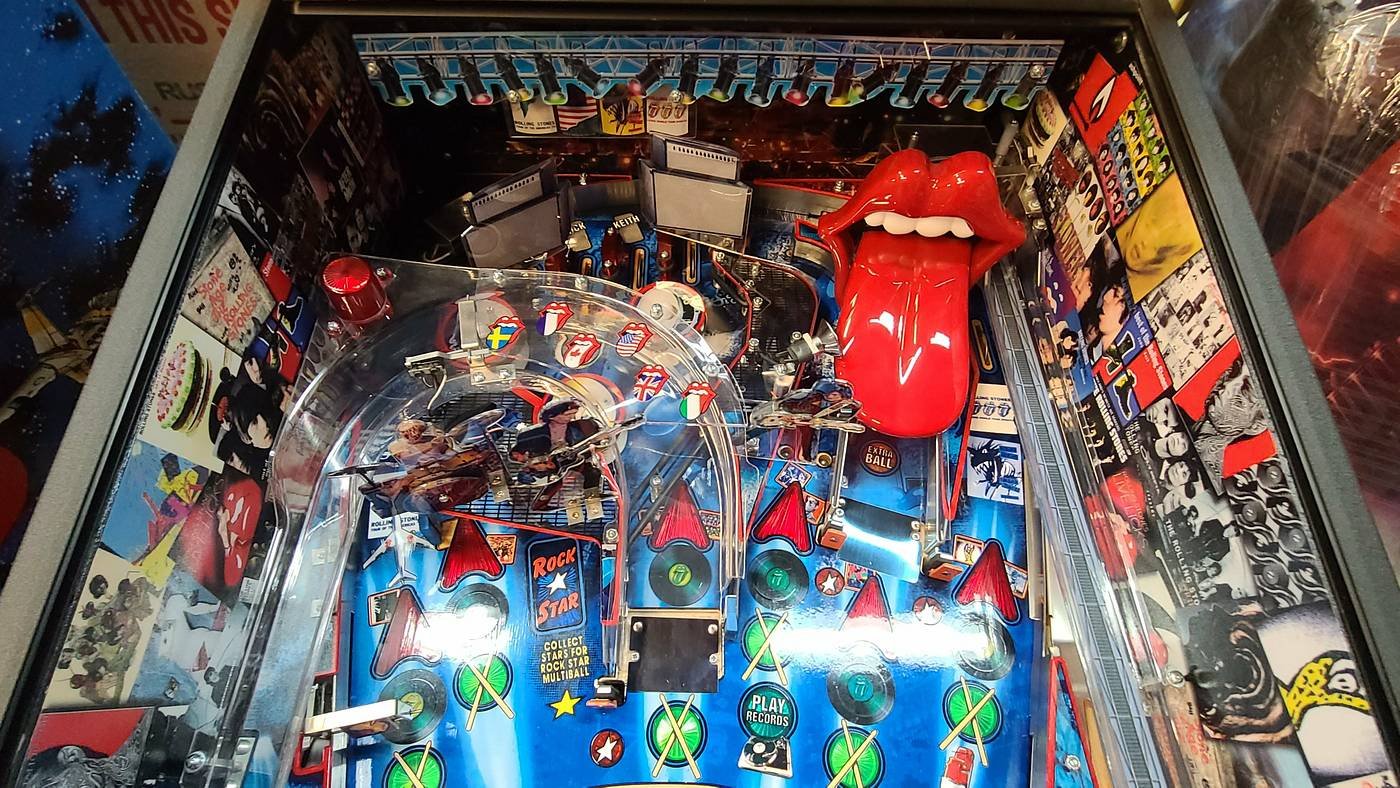 Rolling Stones Pinball Machine - Image 10