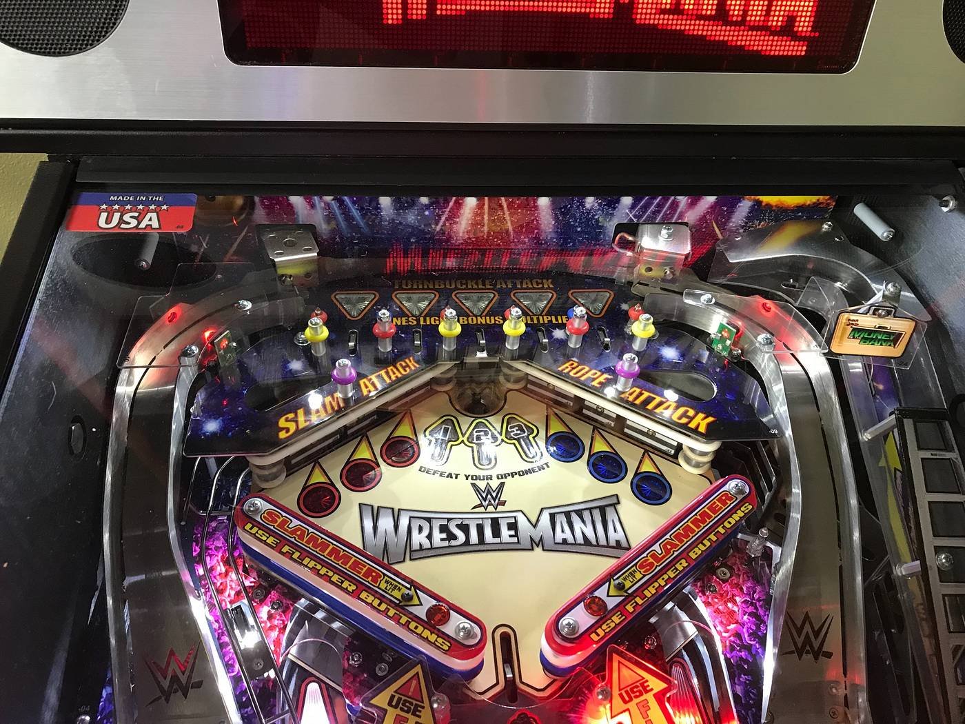WWE Wrestlemania Pro Pinball Machine - Image 3