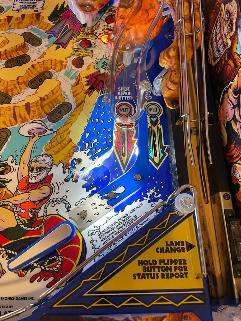 White-Water-Pinball-Machine-11