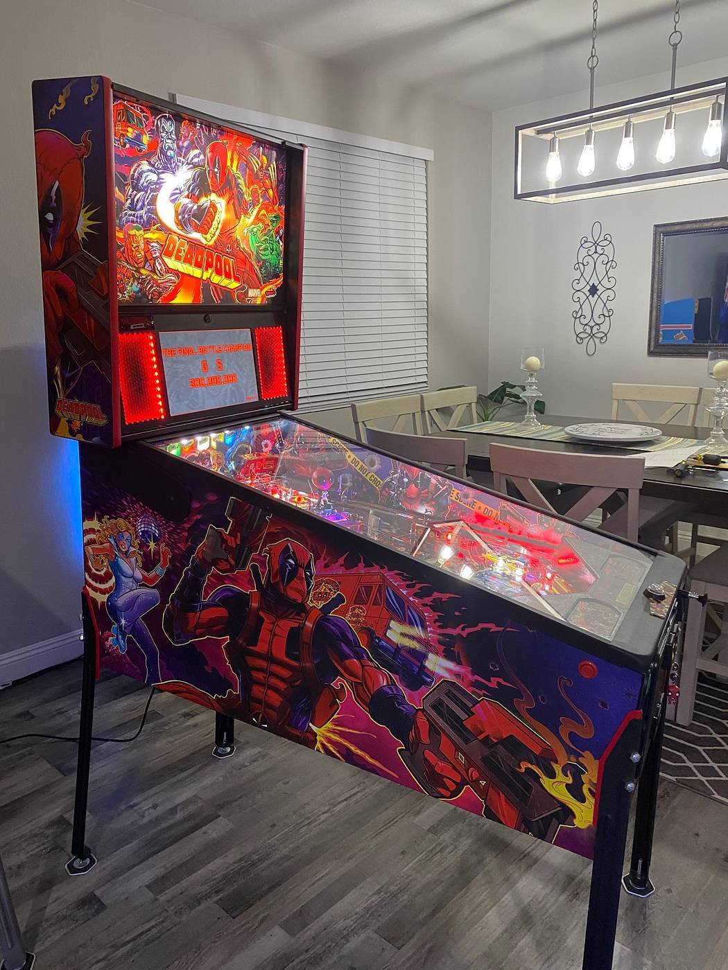 Deadpool Pro Pinball Machine by Stern - Image 9