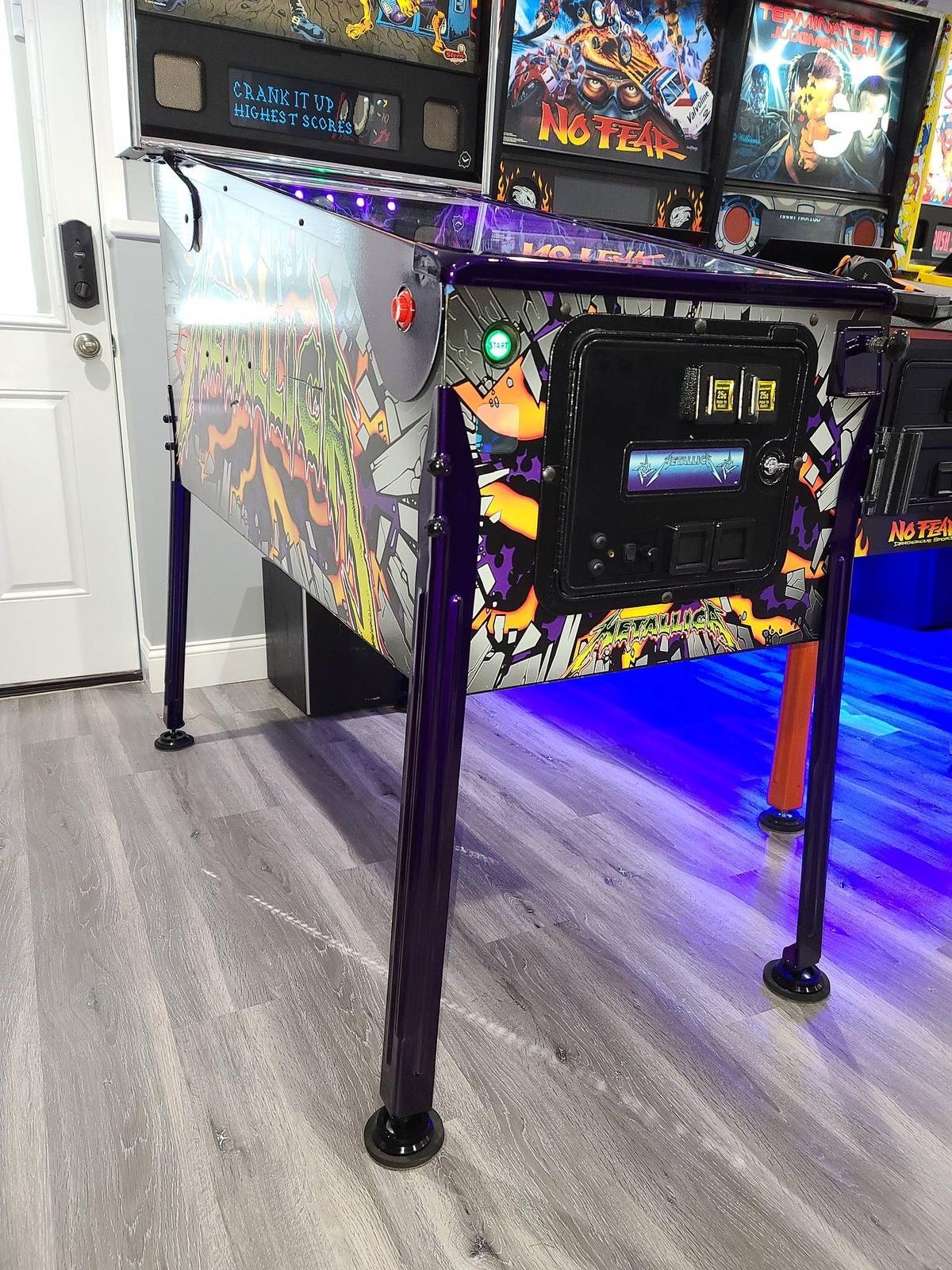 Metallica Pro Pinball Machine by Stern - Image 2