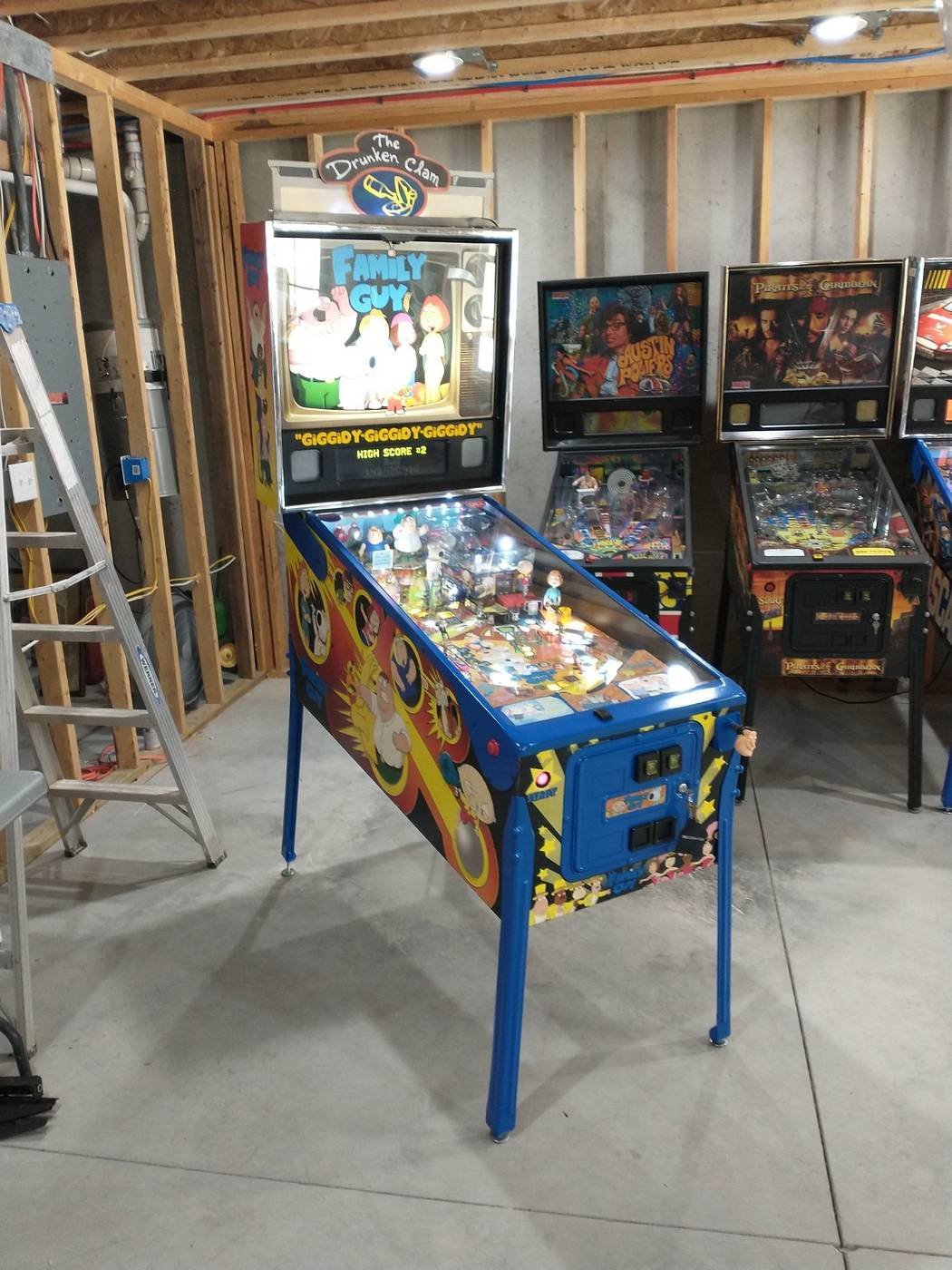 Family Guy Pinball Machine - Image 5