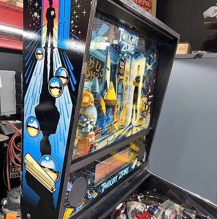 Twilight Zone Pinball Machine - Image 9